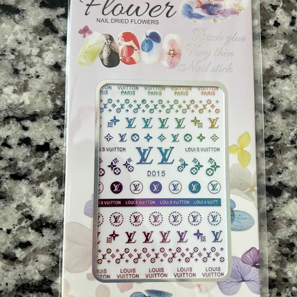 LUXURY NAIL STICKERS